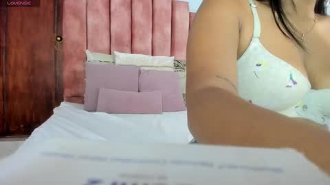  Lou Rosse  online show from September 2025 09:27:02 PM