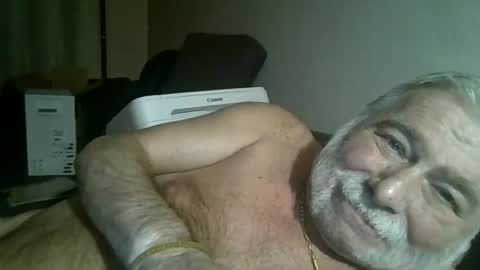 Snapshot of louis_chokdee chatting on December 2024 07:29:01 PM louis_chokdee online show from December 2024 07:29:01 PM