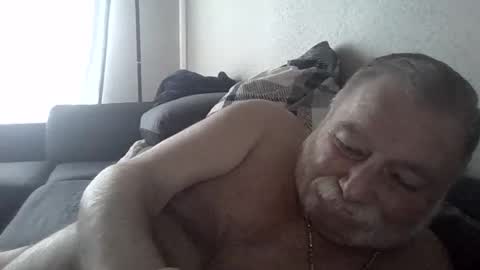 Snapshot of louis_chokdee chatting on February 2025 04:31:01 PM louis_chokdee online show from February 2025 04:31:01 PM