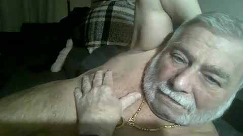 Snapshot of louis_chokdee chatting on March 2025 06:26:02 PM louis_chokdee online show from March 2025 06:26:02 PM