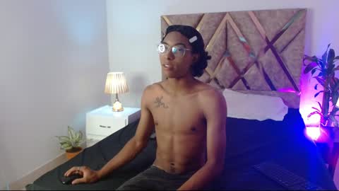 Snapshot of louis_hardstar chatting on December 2024 09:17:01 PM Louis Valdz online show from December 2024 09:17:01 PM