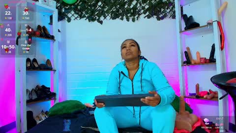  LouIse  online show from April 2026 02:15:02 PM