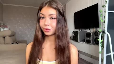 Flora online show from April 2026 07:13:02 AM