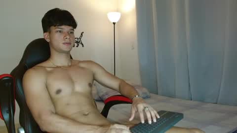 Snapshot of loushd chatting on December 2024 08:15:01 PM Lous HD online show from December 2024 08:15:01 PM