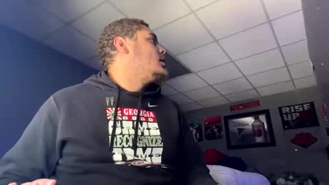 Snapshot of love01109 chatting on October 2025 04:29:01 PM love01109 online show from October 2025 04:29:01 PM