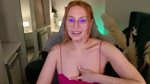 Snapshot of love_call chatting on March 2025 08:55:01 AM love_call online show from March 2025 08:55:01 AM