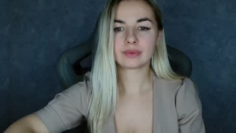 Megane online show from February 2025 11:22:02 AM