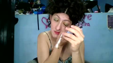 Snapshot of love_electra chatting on February 2026 02:37:02 PM love_electra online show from February 2026 02:37:02 PM