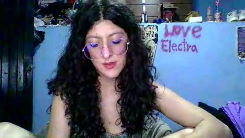 Snapshot of love_electra chatting on March 2026 12:08:01 AM love_electra online show from March 2026 12:08:01 AM