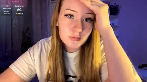 Megan online show from September 2025 05:06:01 PM