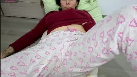 jessmy pleasure is in your hands s online show from January 2025 06:56:02 PM