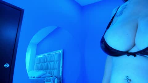 Melany  online show from April 2026 12:55:01 PM