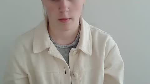 Snapshot of love_vivian chatting on November 2025 10:15:02 AM Vivian online show from November 2025 10:15:02 AM