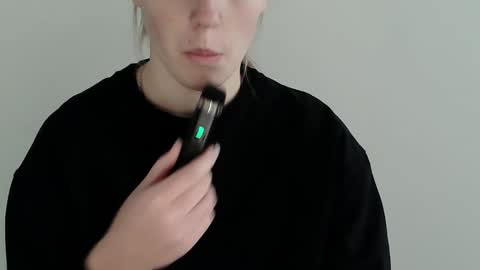 Snapshot of love_vivian chatting on November 2025 11:54:02 AM Vivian online show from November 2025 11:54:02 AM