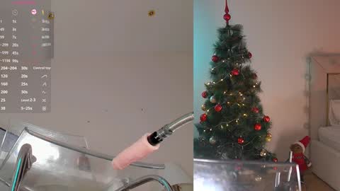 Snapshot of lovebabyblush chatting on December 2024 06:09:02 PM Shynie online show from December 2024 06:09:02 PM