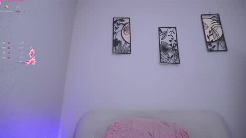 katalina   online show from November 2025 03:49:02 AM