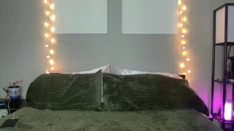 Olivia Rose online show from February 2026 02:16:02 AM