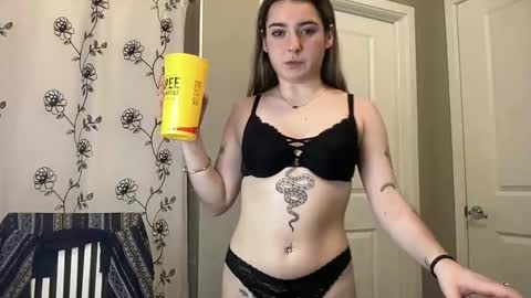 Olivia Rose online show from March 2026 05:02:02 AM