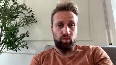 lovefuesse online show from November 2025 08:30:02 AM