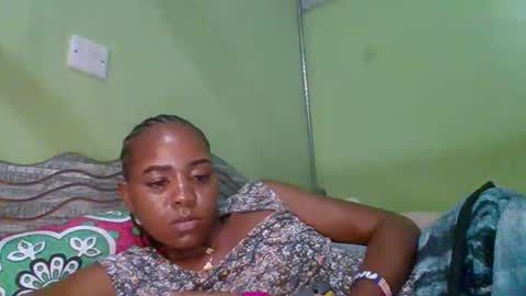 Snapshot of lovegal335 chatting on December 2025 03:50:01 PM lovegal335 online show from December 2025 03:50:01 PM