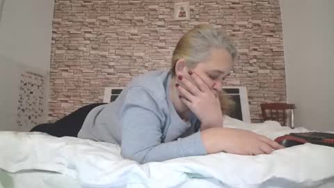 heaven online show from December 2025 01:16:02 PM