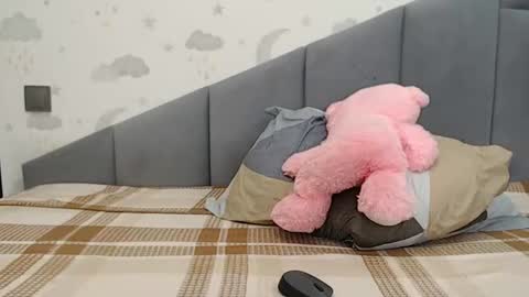 lovellykitty online show from February 2026 07:18:02 AM