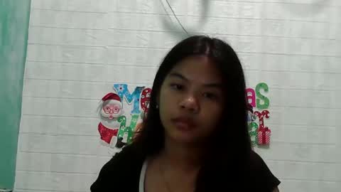 Snapshot of lovellypussy4u chatting on December 2025 04:39:02 AM lovellypussy4u online show from December 2025 04:39:02 AM