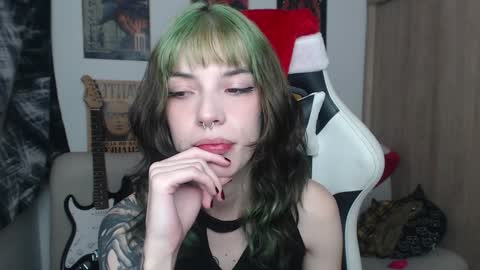 Snapshot of lovely_cass chatting on December 2024 08:15:02 AM Cassie online show from December 2024 08:15:02 AM