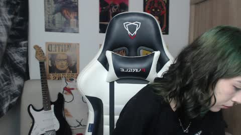 Snapshot of lovely_cass chatting on January 2025 11:14:01 PM Cassie online show from January 2025 11:14:01 PM