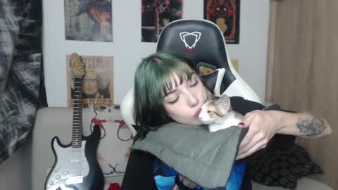 Snapshot of lovely_cass chatting on January 2025 02:22:02 AM Cassie online show from January 2025 02:22:02 AM