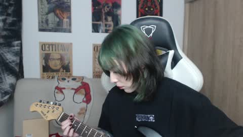 Snapshot of lovely_cass chatting on January 2025 11:39:02 PM Cassie online show from January 2025 11:39:02 PM