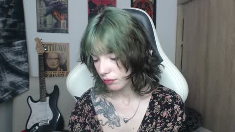 Snapshot of lovely_cass chatting on January 2025 11:10:02 PM Cassie online show from January 2025 11:10:02 PM