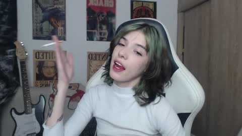 Snapshot of lovely_cass chatting on January 2025 10:38:01 PM Cassie online show from January 2025 10:38:01 PM