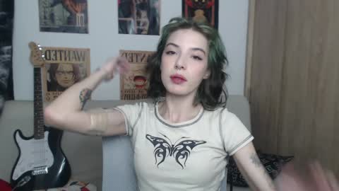 Snapshot of lovely_cass chatting on February 2025 01:09:01 AM Cassie online show from February 2025 01:09:01 AM