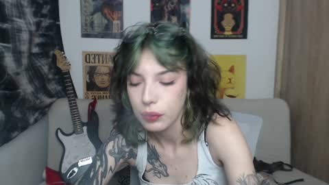 Snapshot of lovely_cass chatting on February 2025 08:46:01 PM Cassie online show from February 2025 08:46:01 PM