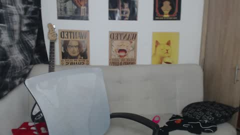 Snapshot of lovely_cass chatting on February 2025 03:32:02 AM Cassie online show from February 2025 03:32:02 AM