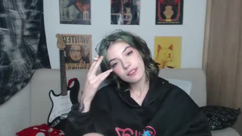 Snapshot of lovely_cass chatting on February 2025 05:16:01 AM Cassie online show from February 2025 05:16:01 AM