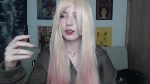 Snapshot of lovely_cass chatting on February 2025 02:03:01 AM Cassie online show from February 2025 02:03:01 AM