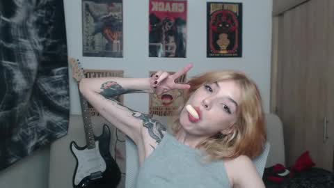 Snapshot of lovely_cass chatting on March 2025 09:00:01 AM Cassie online show from March 2025 09:00:01 AM