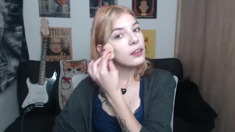 Snapshot of lovely_cass chatting on March 2025 02:54:01 AM Cassie online show from March 2025 02:54:01 AM