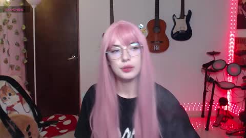 Snapshot of lovely_cass chatting on October 2025 11:27:02 PM Cassie online show from October 2025 11:27:02 PM