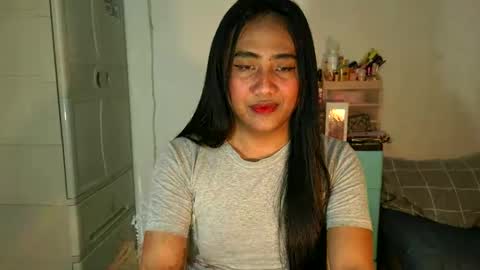 Snapshot of lovely_claire01 chatting on December 2025 04:05:01 PM my name is NICOLE i am excited to welcome you to my room online show from December 2025 04:05:01 PM