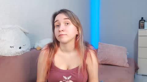 Lovely Hayley online show from February 2026 09:44:01 PM