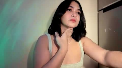 LOVE online show from November 2025 12:58:02 PM