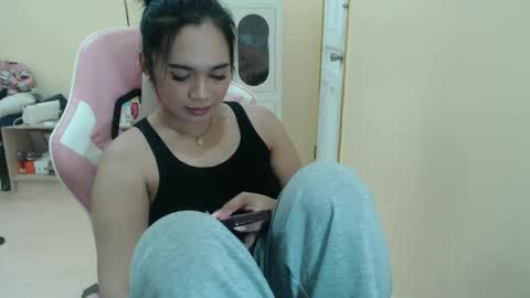 Snapshot of lovely_kurtny04 chatting on April 2026 08:57:02 PM LOVE online show from April 2026 08:57:02 PM