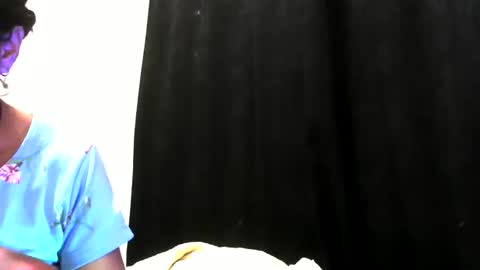 Snapshot of lovely_manificent4u chatting on December 2024 02:45:02 AM Lest online show from December 2024 02:45:02 AM