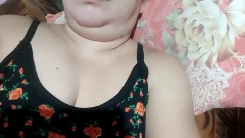 Snapshot of lovely_orchid chatting on January 2025 05:18:01 PM lovely_orchid online show from January 2025 05:18:01 PM