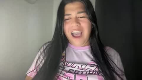 Snapshot of lovely_ricaxxx chatting on November 2025 04:44:02 AM lovely_ricaxxx online show from November 2025 04:44:02 AM