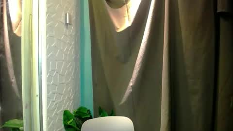 Snapshot of lovely_thea_xoxo chatting on April 2026 06:03:02 PM Thea online show from April 2026 06:03:02 PM