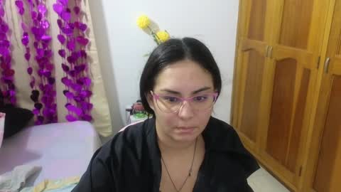 Snapshot of lovely_trix_ chatting on January 2025 11:33:01 AM Trix online show from January 2025 11:33:01 AM